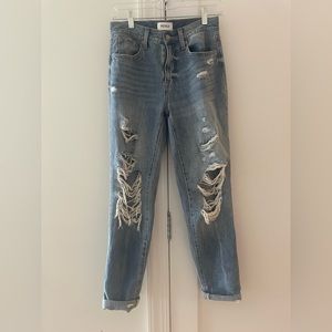 NWOT pistola size 25 high waisted boyfriend ripped jeans. In great condition